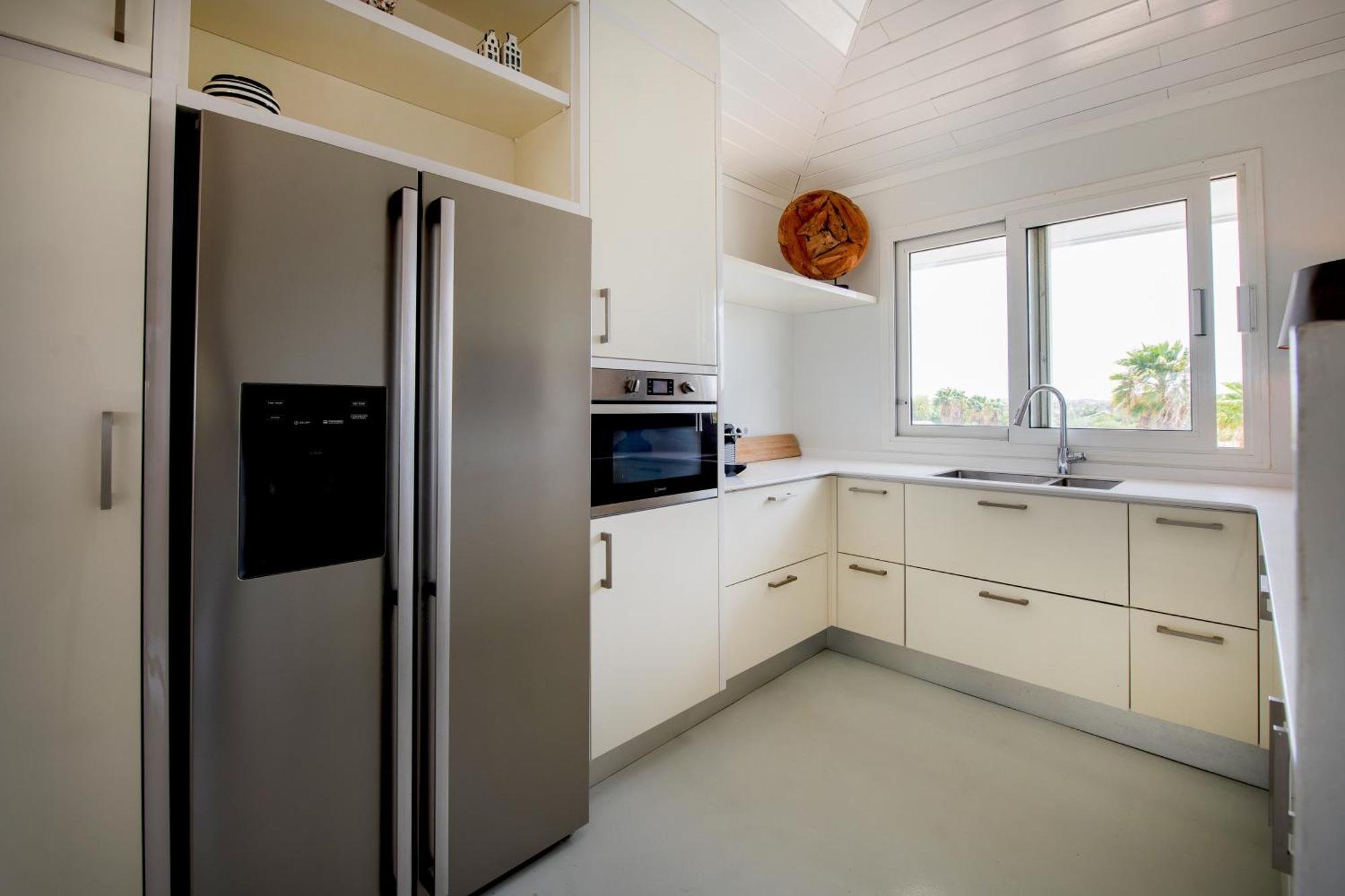 Villa At Secured Gated Resort Near Mambo Beach! Виллемстад Экстерьер фото